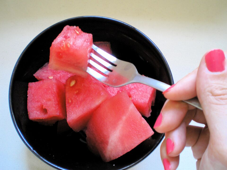 Eat watermelon to shed extra pounds